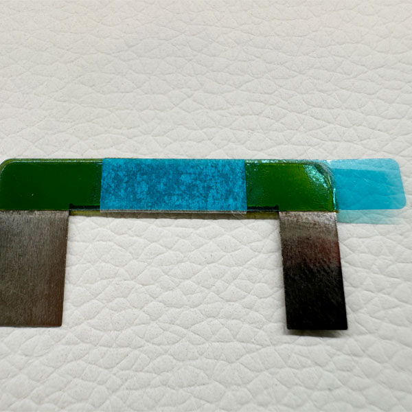 Soldagem de bateria de cádmio puro com célula de tira de níquel